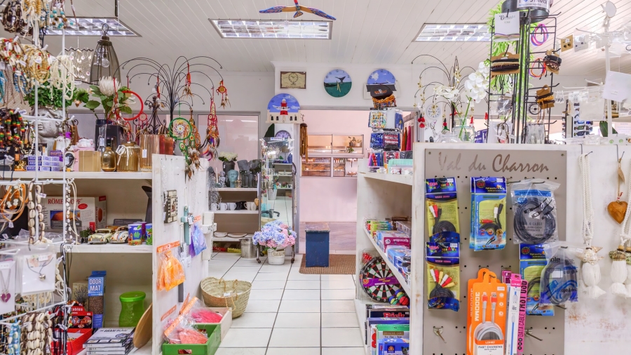 Commercial Property for Sale in Struisbaai Western Cape